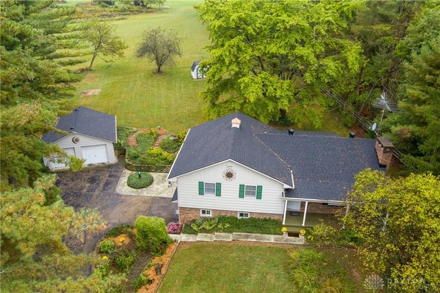 8519 Old Stage Road, Waynesville, OH 45068