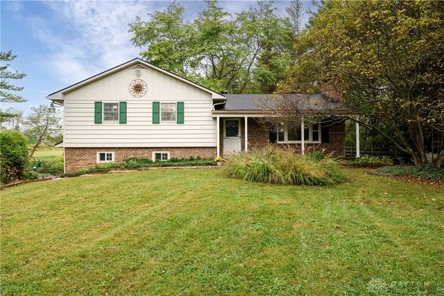 8519 Old Stage Road, Waynesville, OH 45068