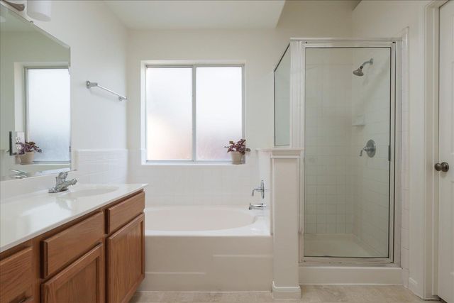 1915 Barnett DR, Cedar Park, TX 78613