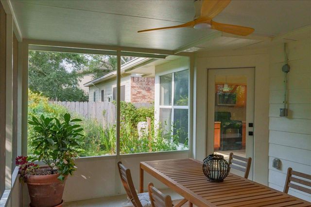 1915 Barnett DR, Cedar Park, TX 78613