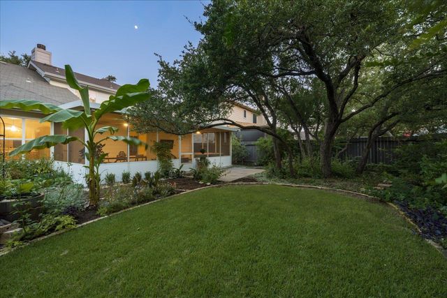 1915 Barnett DR, Cedar Park, TX 78613