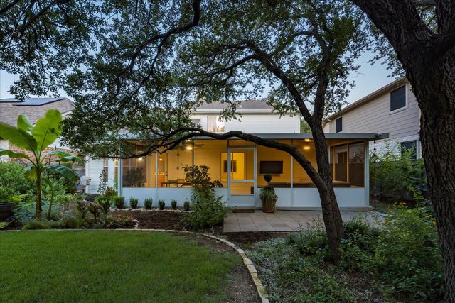 1915 Barnett DR, Cedar Park, TX 78613