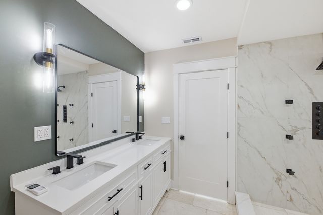 1323 Home Avenue, Berwyn, IL 60402