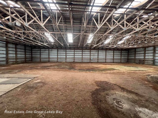 7285 N Five Mile Road, Hope Twp, MI 48628