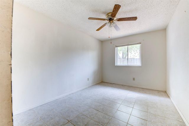 18015 Brooknoll Drive, Houston, TX 77084