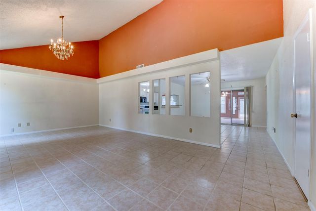 18015 Brooknoll Drive, Houston, TX 77084