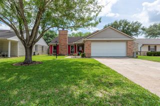 18015 Brooknoll Drive, Houston, TX 77084