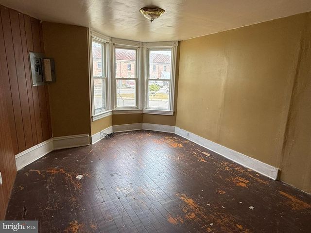 3 SHAW AVE, Lewistown, PA 17044