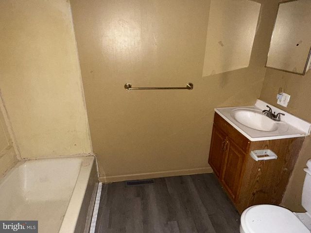 3 SHAW AVE, Lewistown, PA 17044