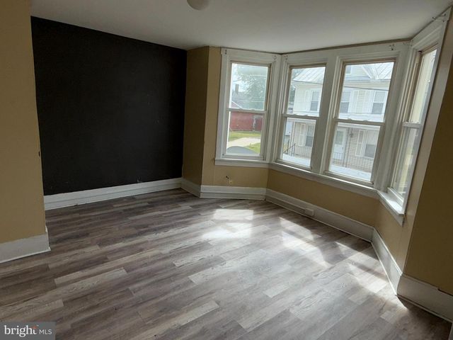 3 SHAW AVE, Lewistown, PA 17044