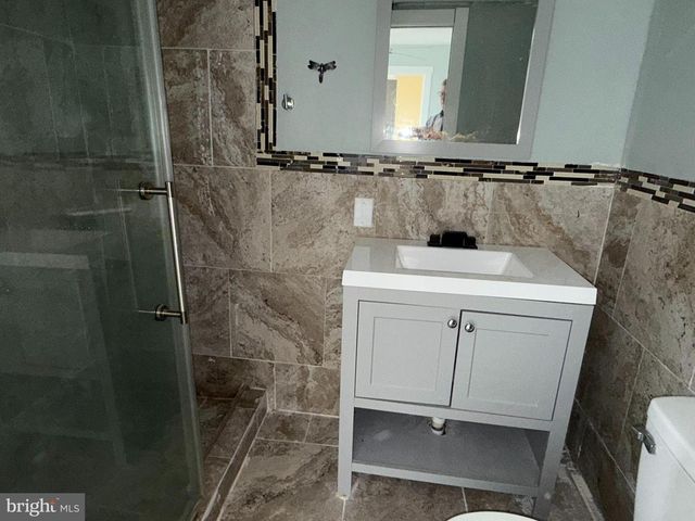 3 SHAW AVE, Lewistown, PA 17044