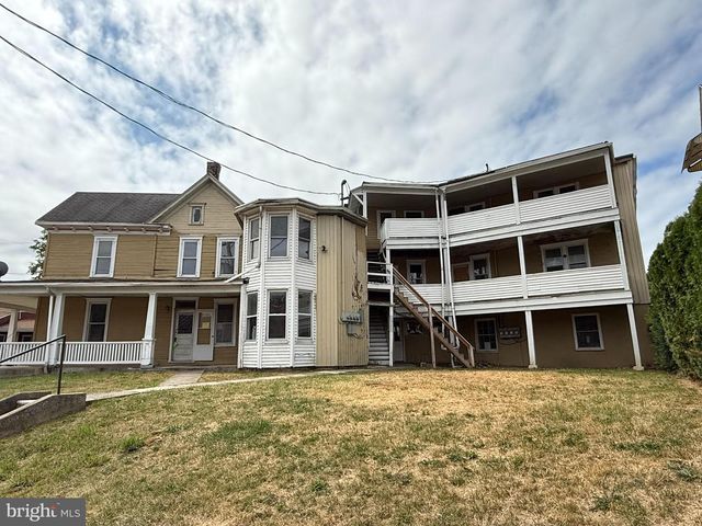 3 SHAW AVE, Lewistown, PA 17044
