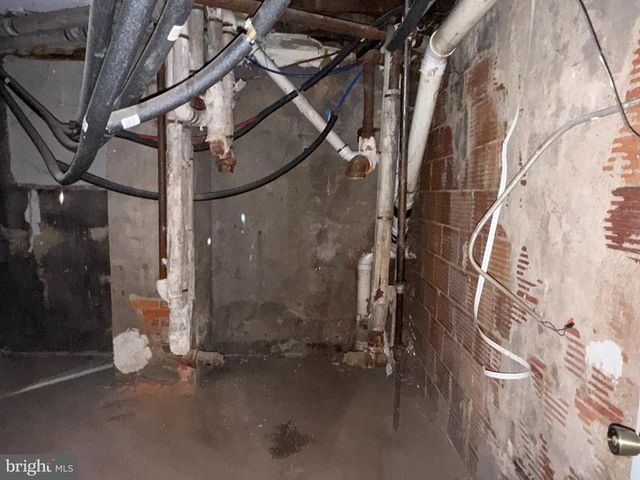 3 SHAW AVE, Lewistown, PA 17044