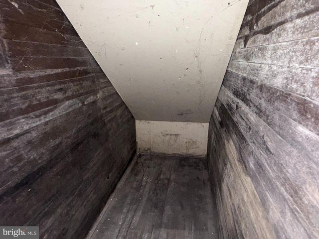 3 SHAW AVE, Lewistown, PA 17044