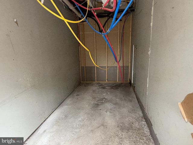 3 SHAW AVE, Lewistown, PA 17044