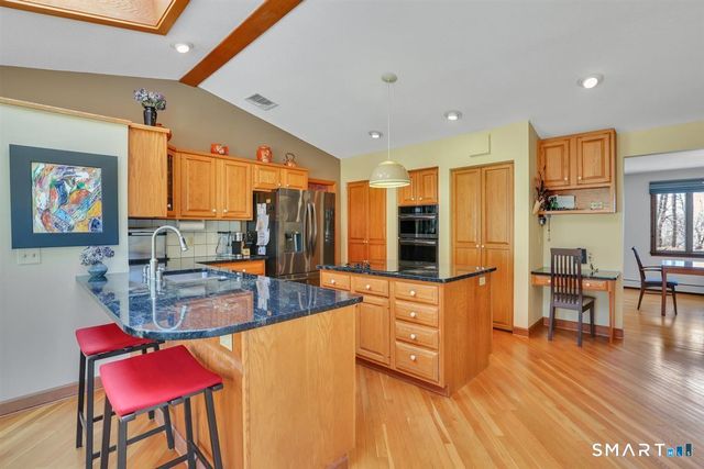 179 Blue Ridge Drive, Manchester, CT 06040