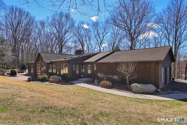 179 Blue Ridge Drive, Manchester, CT 06040