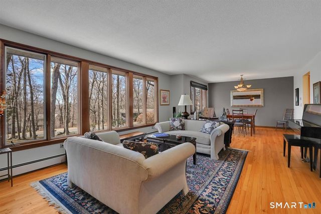 179 Blue Ridge Drive, Manchester, CT 06040