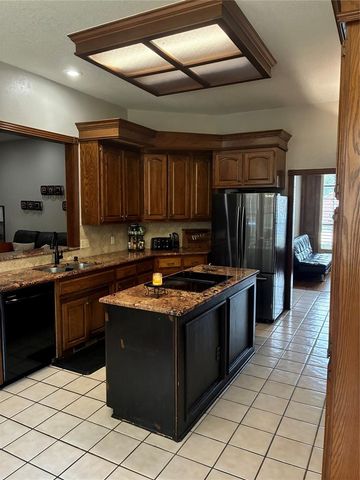 6625 NW 115th Street, Oklahoma City, OK 73162