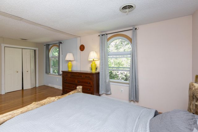 148 SIGNAL HILL LN, Harpers Ferry, WV 25425