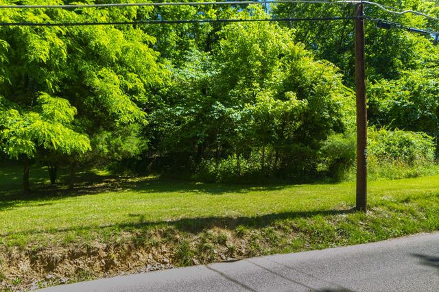 148 SIGNAL HILL LN, Harpers Ferry, WV 25425