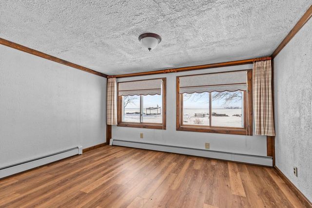 2963 SUNSET POINT LANE, Oshkosh, WI 54904