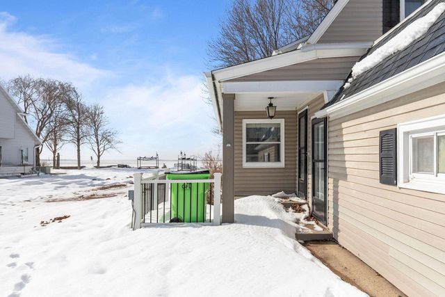 2963 SUNSET POINT LANE, Oshkosh, WI 54904