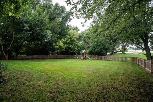 15565 Carpenter ROAD, Brookfield, WI 53005