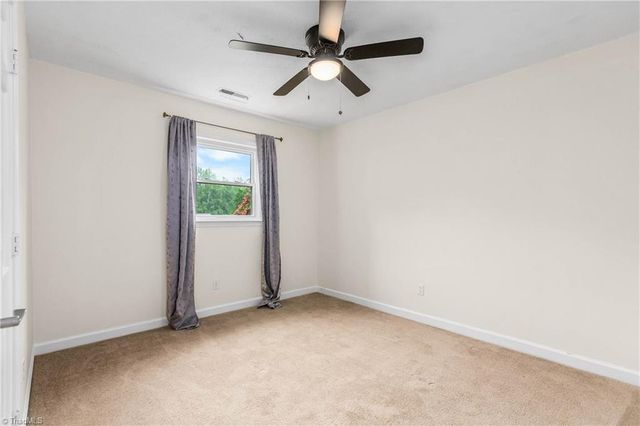 5024 Timbrook Lane, Winston-salem, NC 27103