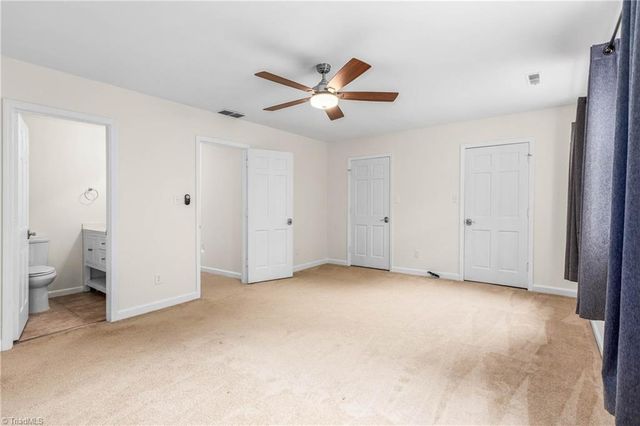 5024 Timbrook Lane, Winston-salem, NC 27103