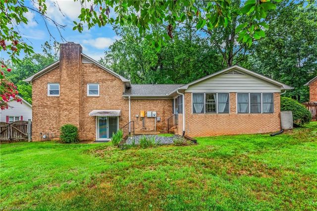 5024 Timbrook Lane, Winston-salem, NC 27103