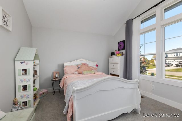 3221 Rocaway Drive, Hudsonville, MI 49426