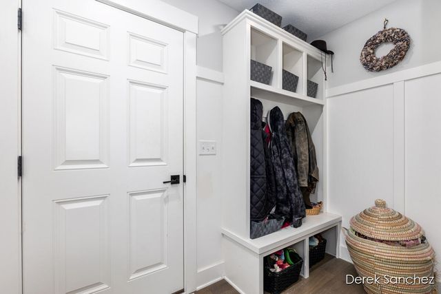 3221 Rocaway Drive, Hudsonville, MI 49426