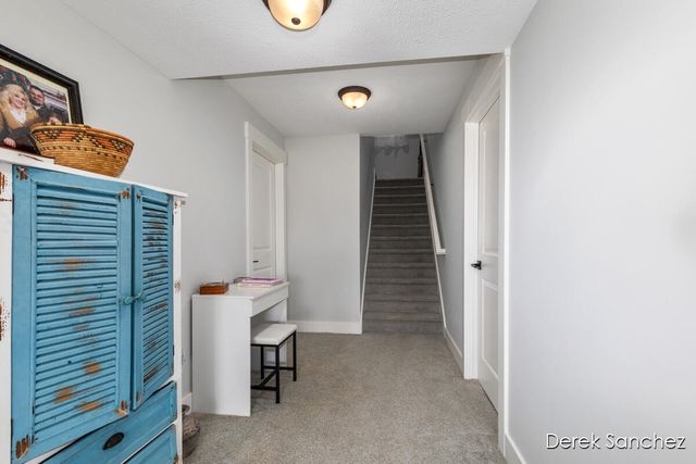3221 Rocaway Drive, Hudsonville, MI 49426