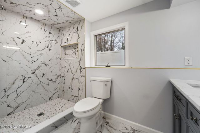 5 Barrier Drive, Hazlet, NJ 07730