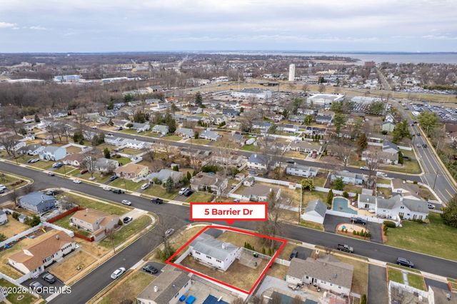 5 Barrier Drive, Hazlet, NJ 07730