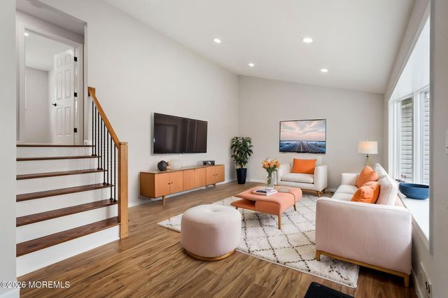 5 Barrier Drive, Hazlet, NJ 07730