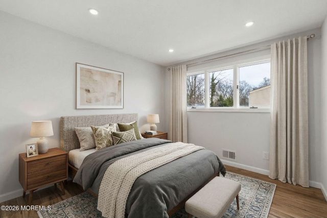 5 Barrier Drive, Hazlet, NJ 07730