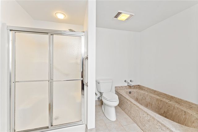 30 Argyle Avenue 206, Riverside, RI 02915