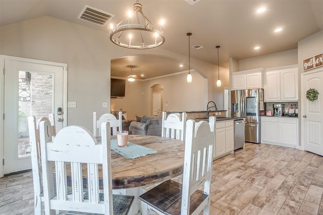 700 Westgate Drive, Aledo, TX 76008