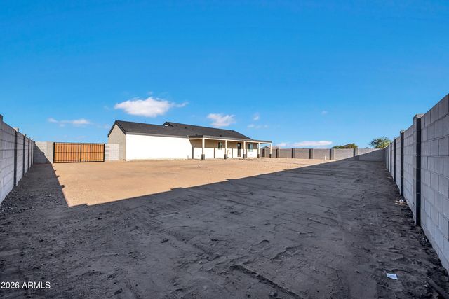 3545 N KIAMI Drive, Eloy, AZ 85131