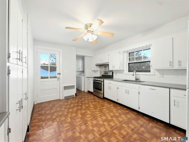 40 Orchard Place 2, Greenwich, CT 06830