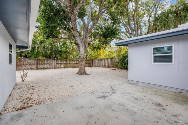 1116 WESTWAY DRIVE, Sarasota, FL 34236