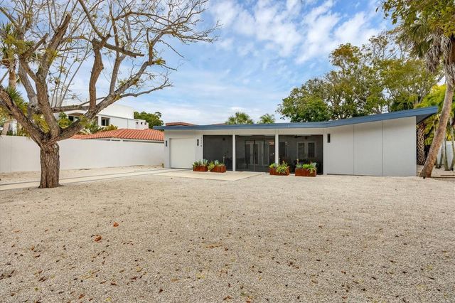 1116 WESTWAY DRIVE, Sarasota, FL 34236