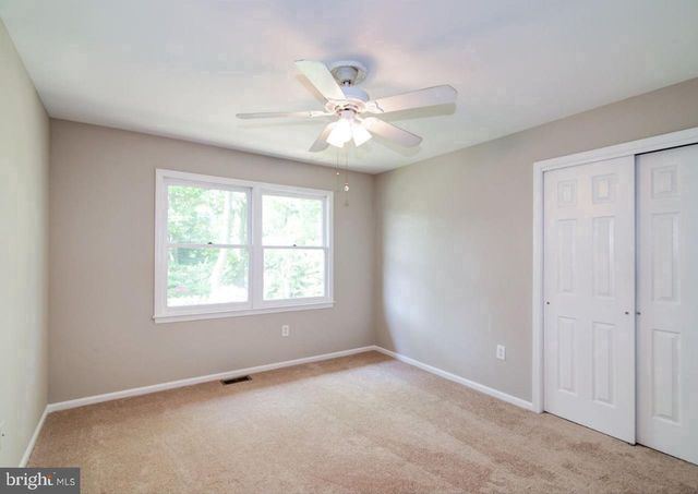 19 PEAK PL, Sewell, NJ 08080