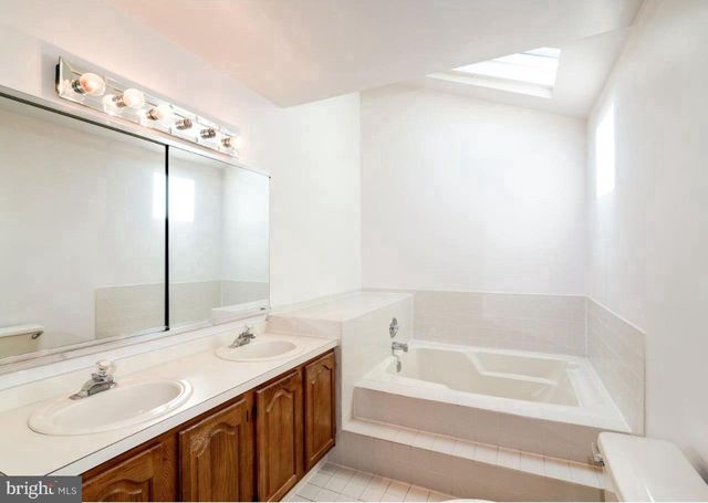 19 PEAK PL, Sewell, NJ 08080