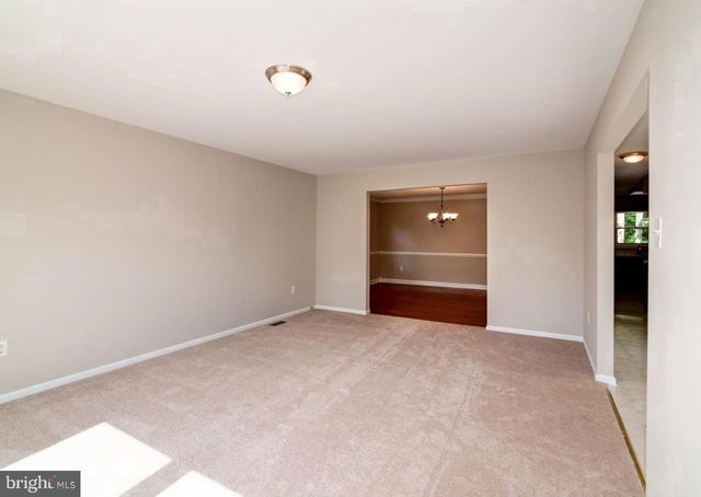 19 PEAK PL, Sewell, NJ 08080