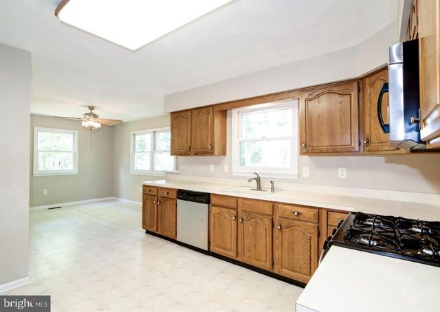 19 PEAK PL, Sewell, NJ 08080