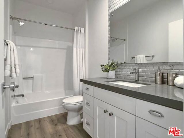 1900 SILVER 208, Los Angeles, CA 90039