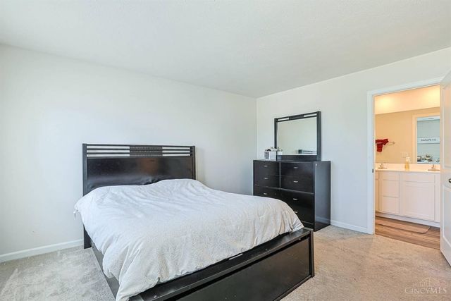 210 Wooded Ridge Drive, Batavia Twp, OH 45102